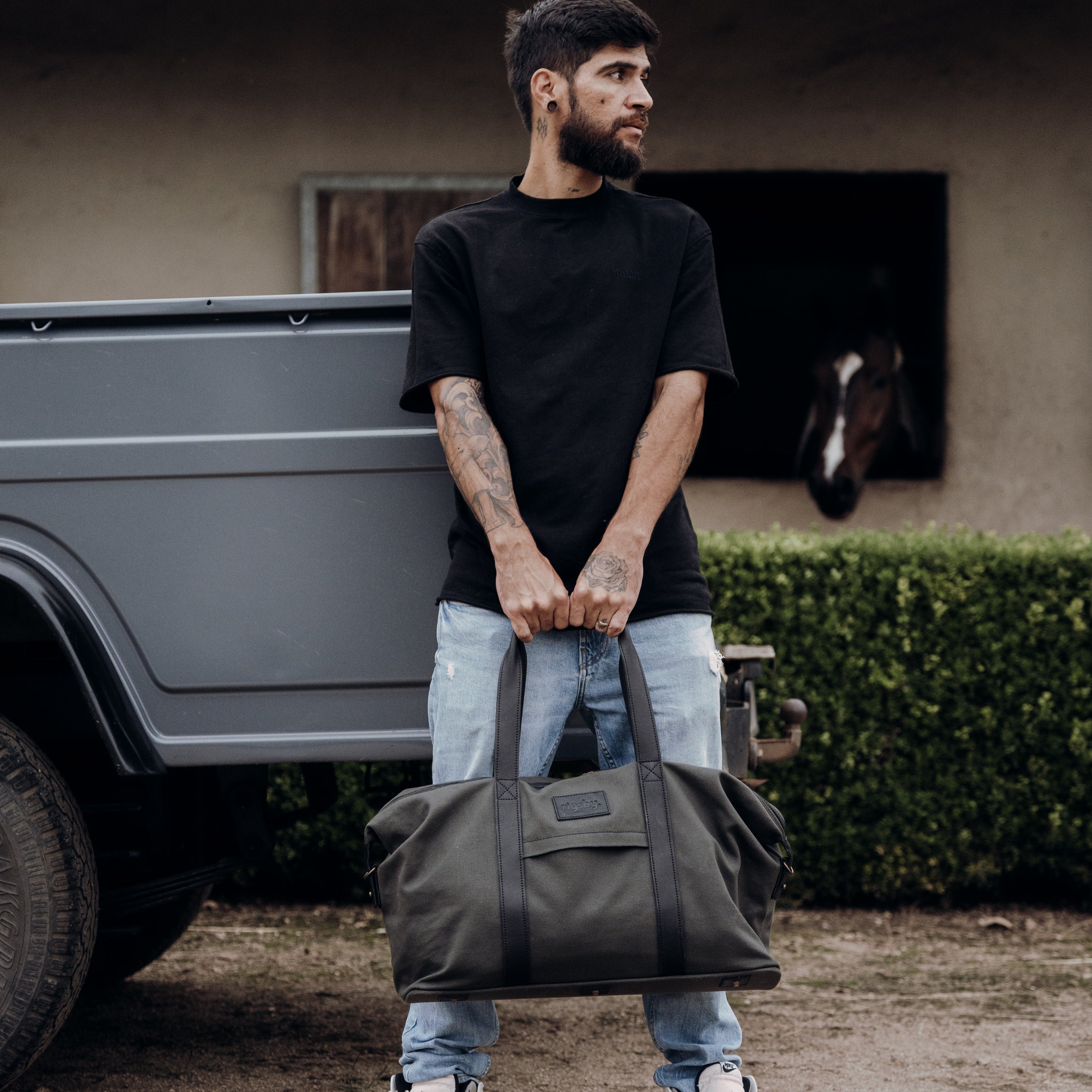 Rigsby Weekend 30L Travel Bag – Charcoal | Rugged Style – rigsby