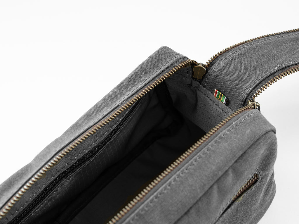 Large Toiletry Bag Charcoal
