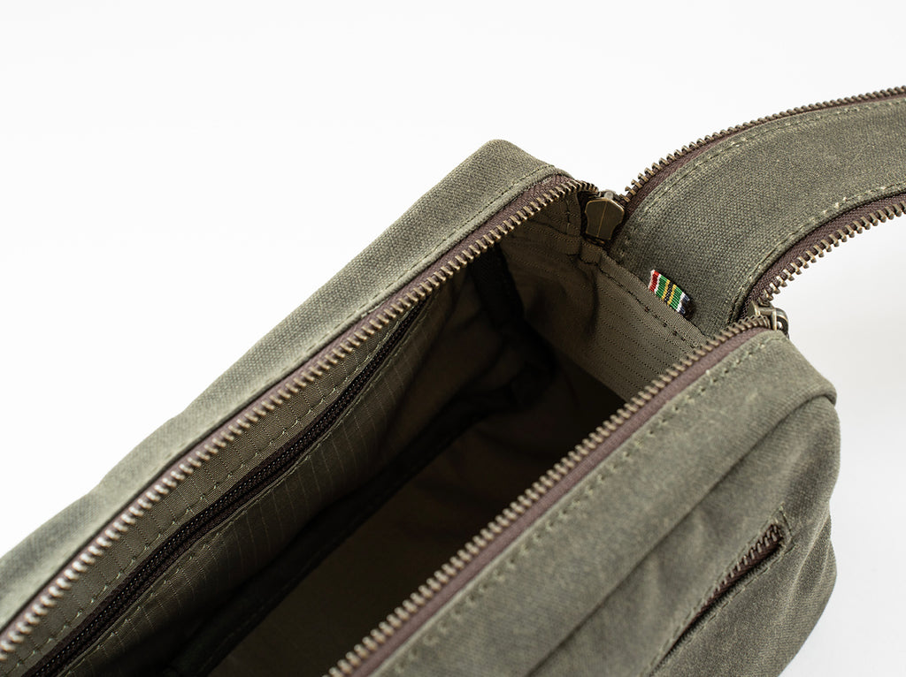 Large Toiletry Bag Olive